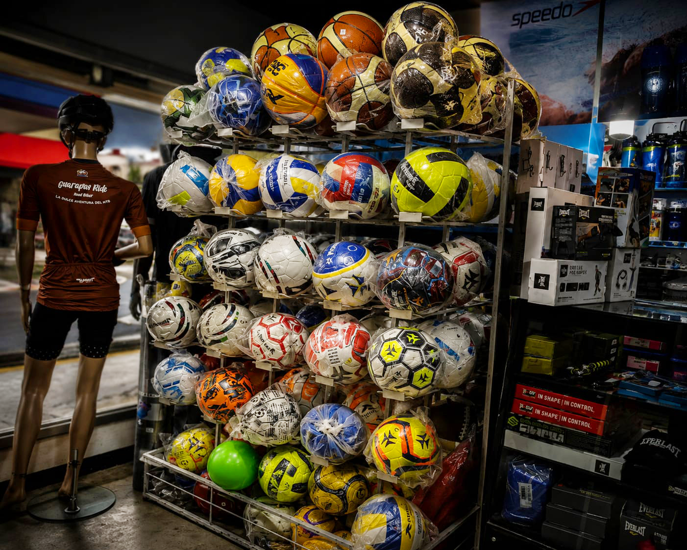 Balones